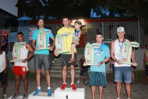 Fabio 4º lugar, Rodrigo 2º lugar, Moisés 1º lugar, Renato 3º lugar e Roni 5º lugar. Foto Nei Xavier
