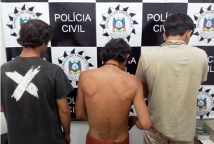 Indivíduos foram presos por tráfico no bairro Monte. Foto Polícia Civil